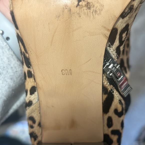 Cheetah Booties - Picture 5 of 5